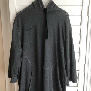 Nike Cropped Sleeve Sweatshirt